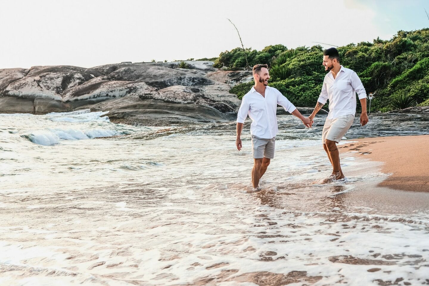 Bruno e André - Pré-wedding - Praia da Ilhota - Itapema - Santa Catarina Bruno e André - Pré-wedding - Praia da Ilhota - Itapema - Santa Catarina